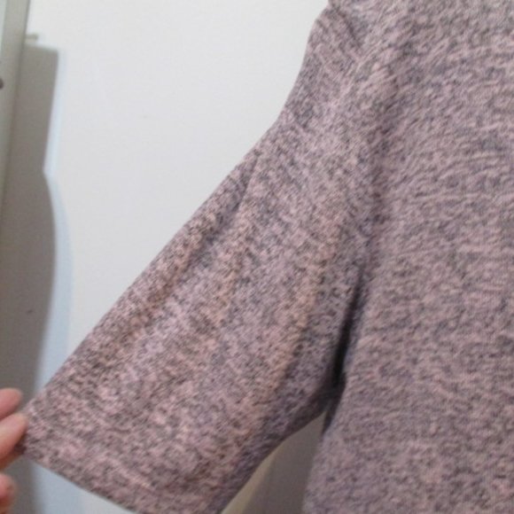 Cowl Neck Shark bit Bottom Mid Sleeve Top - Picture 6 of 8